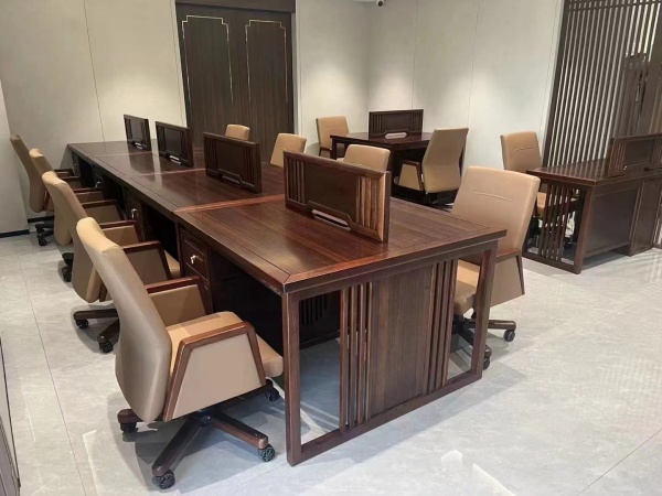 學(xué)堂實(shí)木家具
